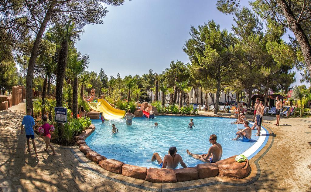 Mediteran Travel Mobile Homes Solaris Brodarica Kültér fotó