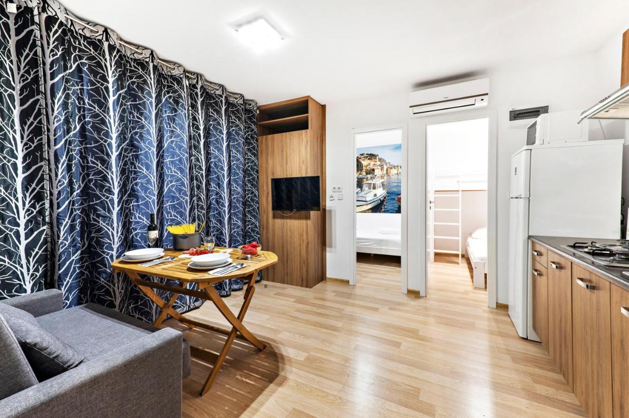 Mediteran Travel Mobile Homes Solaris Brodarica Kültér fotó